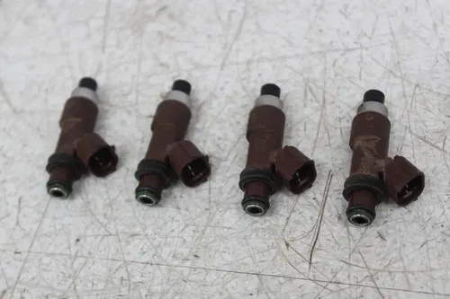 06-07 HONDA CBR1000RR FUEL INJECTORS RAIL