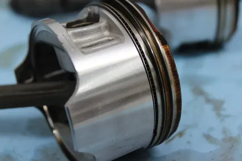 98 HONDA VF750C ENGINE MOTOR BLOCK PISTONS