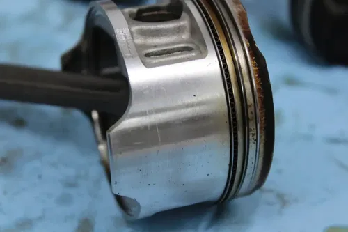 98 HONDA VF750C ENGINE MOTOR BLOCK PISTONS