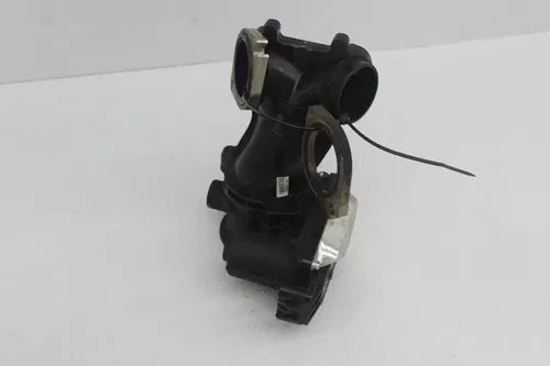 17-23 HARLEY-DAVIDSON ELECTRA GLIDE  FLHTCUI INTAKE OEM THROTTLE BODY