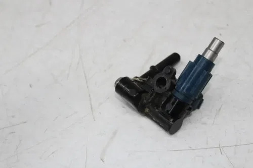 08-14 KAWASAKI KSF450 KFX450R THROTTLE BODY MAIN FUEL GAS INJECTOR RAIL