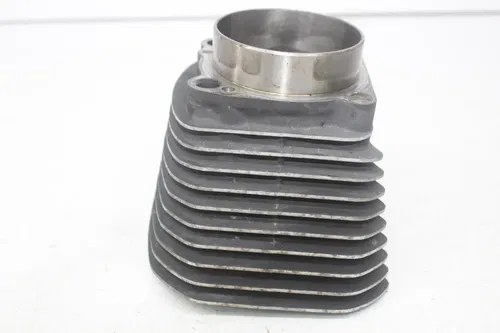07-19 Harley-davidson Sportster 1200 Xl1200c Engine front Cylinder jug piston