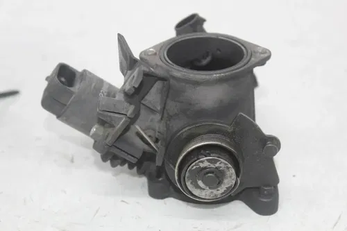 00-06 Harley-davidson Softail Deuce Efi Fxstdi Throttle Body Bodies manifold