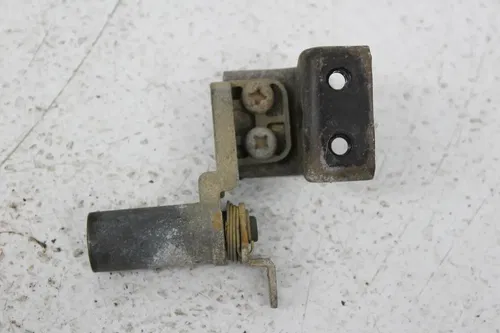 90-93 KAWASAKI ZEPHYR 550 ZR550B IGNITION LOCK KEY SET AND SEAT LOCK