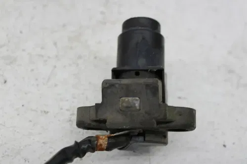 90-93 KAWASAKI ZEPHYR 550 ZR550B IGNITION LOCK KEY SET AND SEAT LOCK