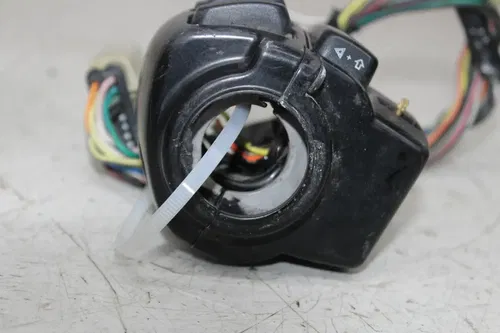 07-11 HARLEY-DAVIDSON ROAD GLIDE FLTRX LEFT CLIP ON HANDLE HORN SIGNALS SWITCH