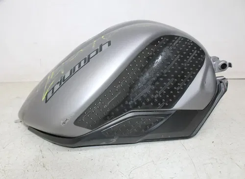 13-17 TRIUMPH STREET TRIPLE R GAS TANK FUEL CELL PETROL RESERVOIR (NICE)