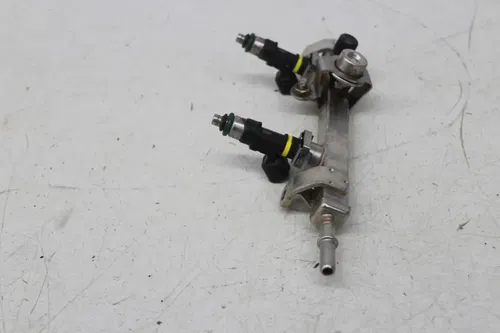 21-24 POLARIS SPORTSMAN 850 ULTIMATE TRAIL LE MAIN GAS FUEL INJECTORS RAIL