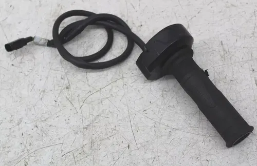 18 TRIUMPH STREET TRIPLE R ELECTRIC ELECTRONIC RIGHT THROTTLE GRIP W/ CABLE