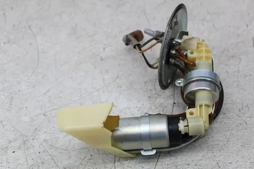 05-09 SUZUKI BOULEVARD C50 FUEL GAS PUMP