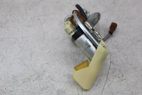 05-09 SUZUKI BOULEVARD C50 FUEL GAS PUMP