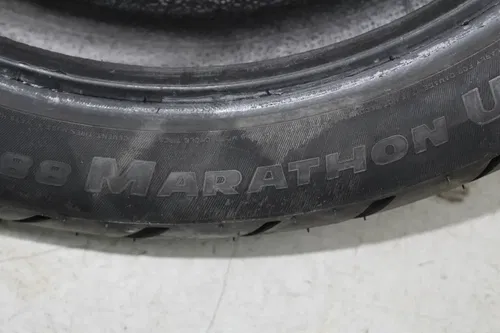 MARATHON ULTRA METZELER 180/60B17 M/C 75V REAR BACK TIRE (TREAD:9/32NDS)