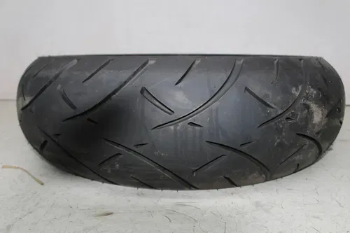 MARATHON ULTRA METZELER 180/60B17 M/C 75V REAR BACK TIRE (TREAD:9/32NDS)