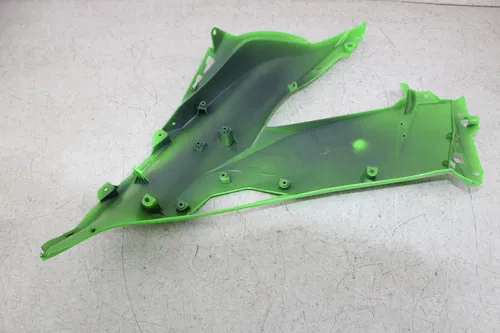 16 KAWASAKI NINJA ZX6R ZX636 RIGHT MID UPPER SIDE FAIRING COWL PLASTIC (SEE DESC
