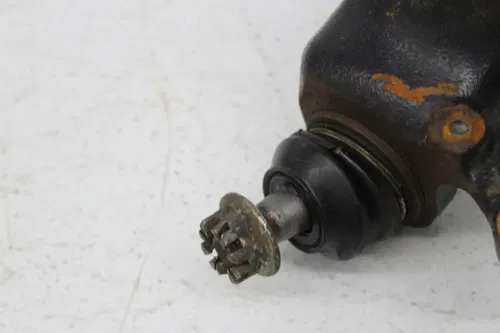 17 YAMAHA YXZ1000R SS EPS FRONT RIGHT SPINDLE KNUCKLE