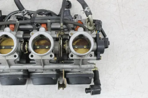 03-04 YAMAHA YZF R6 06-09 YZF R6S THROTTLE BODY BODIES RAIL INJECTORS TPS