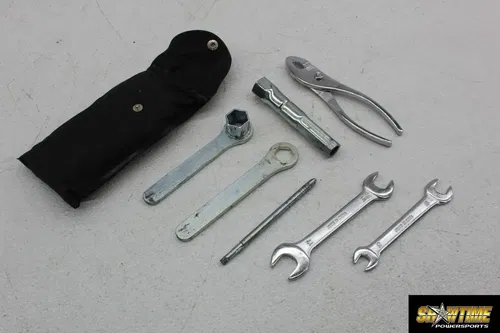 92-04 SUZUKI INTRUDER 800 VS800 STOCK TOOLS OEM TOOL BAG POUCH KIT SET