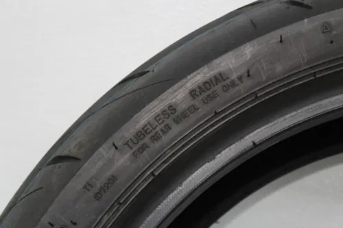 DUNLOP SPORTMAX ROADSPORT 2 160/60 ZR17 (69W) REAR BACK TIRE (TREAD:6/32NDS)