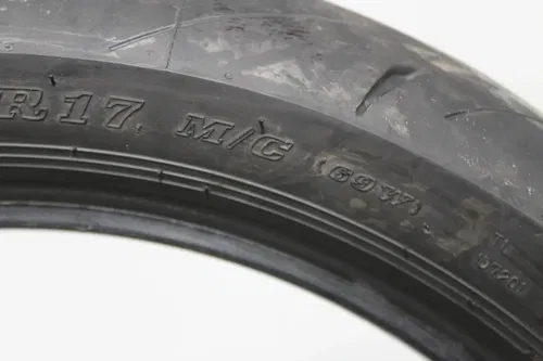 DUNLOP SPORTMAX ROADSPORT 2 160/60 ZR17 (69W) REAR BACK TIRE (TREAD:6/32NDS)