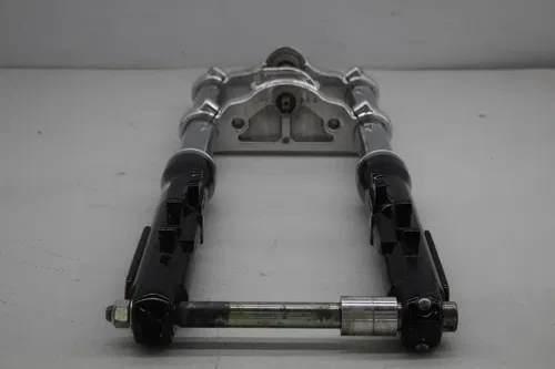 07-11 HARLEY-DAVIDSON DYNA FAT BOB FXDF FRONT FORKS SUSPENSION TRIPLE TREE 49mm