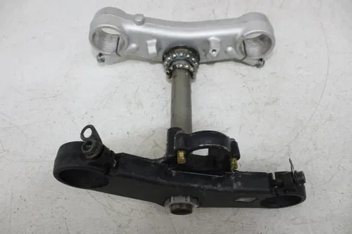 03-04 HONDA CBR600RR FRONT END FORKS TRIPLE TREE CLAMP FORK