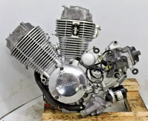 2004 Honda Shadow Aero 750 VT750C ENGINE MOTOR CYLINDER HEAD CASES CRANK