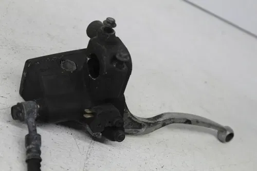 04-09 SUZUKI GS500F  PEGS FRONT MASTER CALIPER STAY SHOCK TRIPLE TREE PARTS LOT