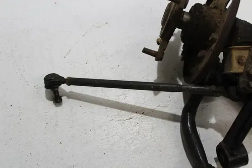 1990 SUZUKI QUADRUNNER LTF250 2X4 FRONT LEFT HUB TIE ROD A ARMS KNUCKLE