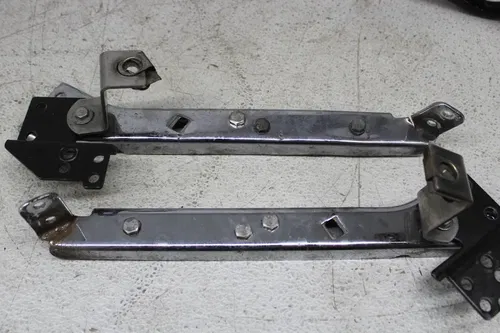 1996 HARLEY-DAVIDSON ELECTRA GLIDE POLICE FLHTP SADDLEBAG CASE MOUNTING BRACKET