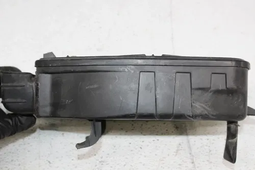 1987 HONDA MAGNA 700 VF700C AIRBOX AIR INTAKE FILTER BOX