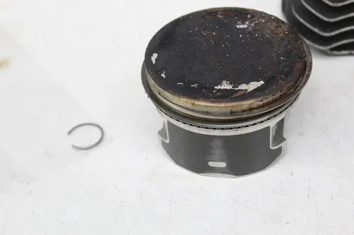 07-11 Harley-davidson Sportster 1200 Xl1200c front Engine Motor Piston Cylinder