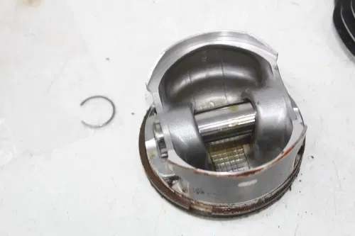 07-11 Harley-davidson Sportster 1200 Xl1200c front Engine Motor Piston Cylinder