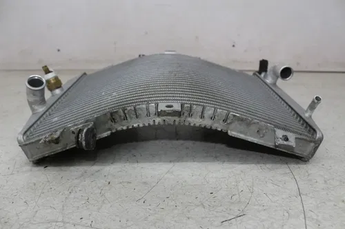 00-02 KAWASAKI NINJA ZX6R ENGINE RADIATOR MOTOR COOLER COOLING RADIATER (READ)