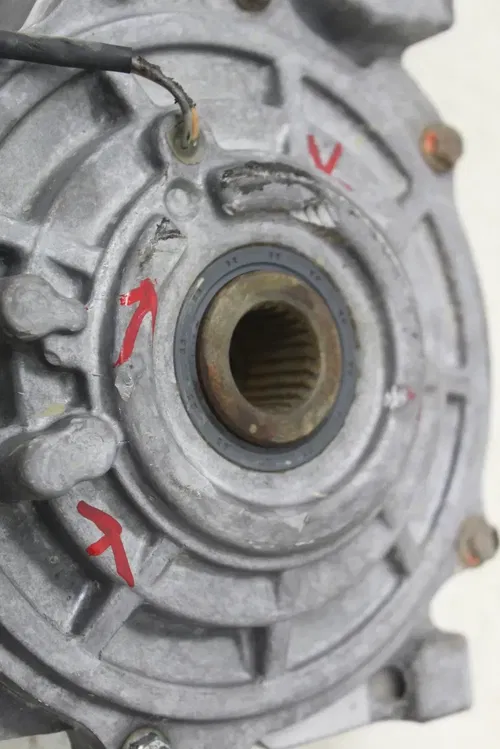 22 POLARIS RZR  XP 1000 FRONT DIFFERENTIAL FINAL DRIVE (READ)