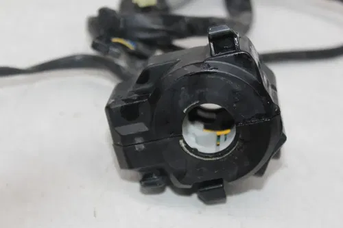 20-24 Yamaha Yzf R1 Left Clip On Handle Horn Signals Switch Switches