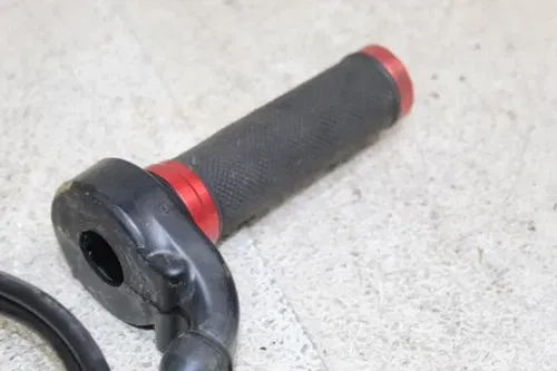 12-21 KAWASAKI NINJA ZX14R ABS RIGHT THROTTLE GRIP