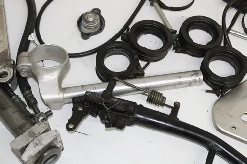 1999 SUZUKI GSXR750 PARTS AND HARDWARE NUTS BOLTS