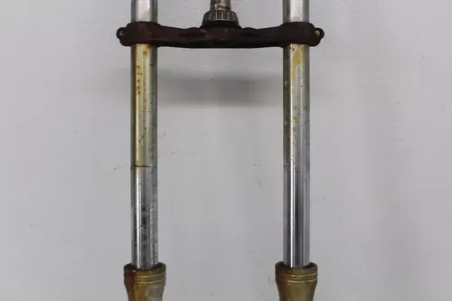 85-90 KAWASAKI 454 LTD EN450A FRONT END FORKS TRIPLE TREE CLAMP FORK TUBES