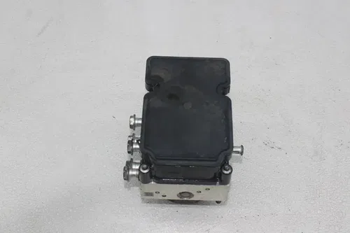 17-23 HARLEY-DAVIDSON ELECTRA GLIDE  FLHTCUI ABS PUMP UNIT MODULE WITH LINE HOSE