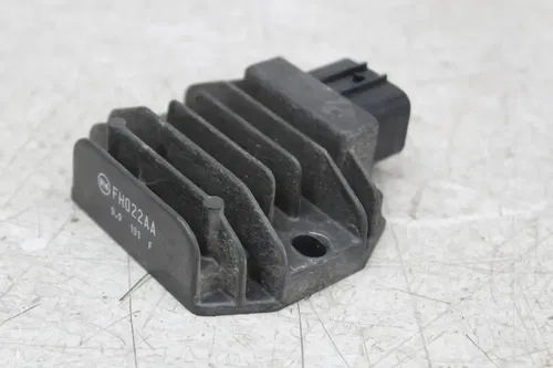 20-24 KTM 1290 SUPER DUKE R RECTIFIER VOLTAGE REGULATOR