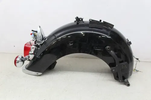 02 YAMAHA ROYAL STAR XVZ1300 VENTURE REAR BACK WHEEL FENDER BRAKE LIGHT SIGNALS