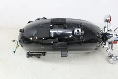 02 YAMAHA ROYAL STAR XVZ1300 VENTURE REAR BACK WHEEL FENDER BRAKE LIGHT SIGNALS