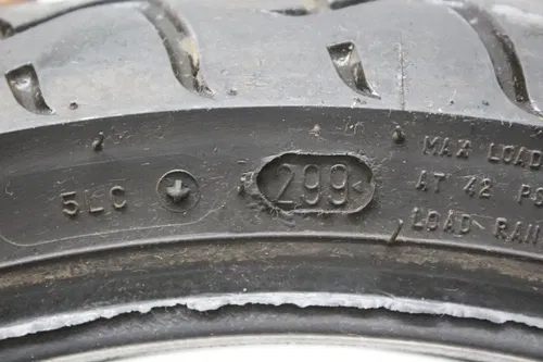 DUNLOP SPORTMAX RADIAL D207F 120/70 ZR 17 (58W) FRONT TIRE