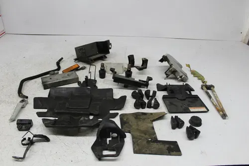 2004 YAMAHA FZ6 PARTS AND HARDWARE NUTS BOLTS