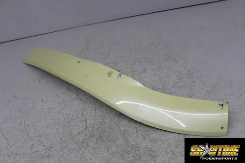 2007 GENUINE SCOOTER CO. BUDDY 50 RIGHT LOWER BOTTOM BELLY SIDE FAIRING COWL