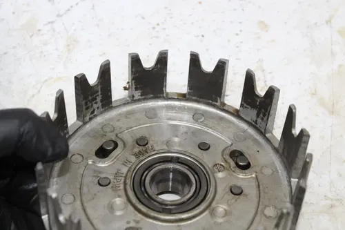 80-83 KAWASAKI KZ550A COMPLETE CLUTCH BASKET HUB