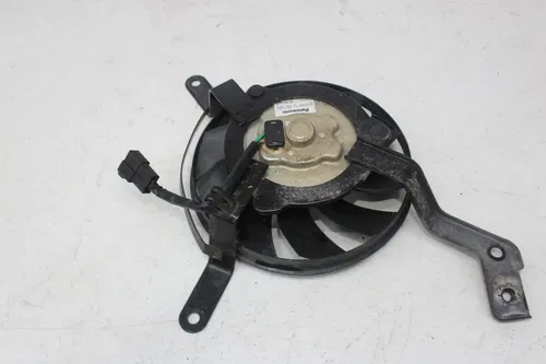 13-16 TRIUMPH STREET TRIPLE ENGINE RADIATOR MOTOR COOLER COOLING RADIATER FAN