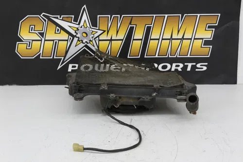 1987 KAWASAKI NINJA 750R ZX750F ENGINE RADIATOR MOTOR COOLER COOLING RADIATER