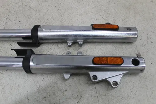 09 VICTORY VISION TOUR FRONT FORKS SHOCK SUSPENSION SET PAIR (BENT)