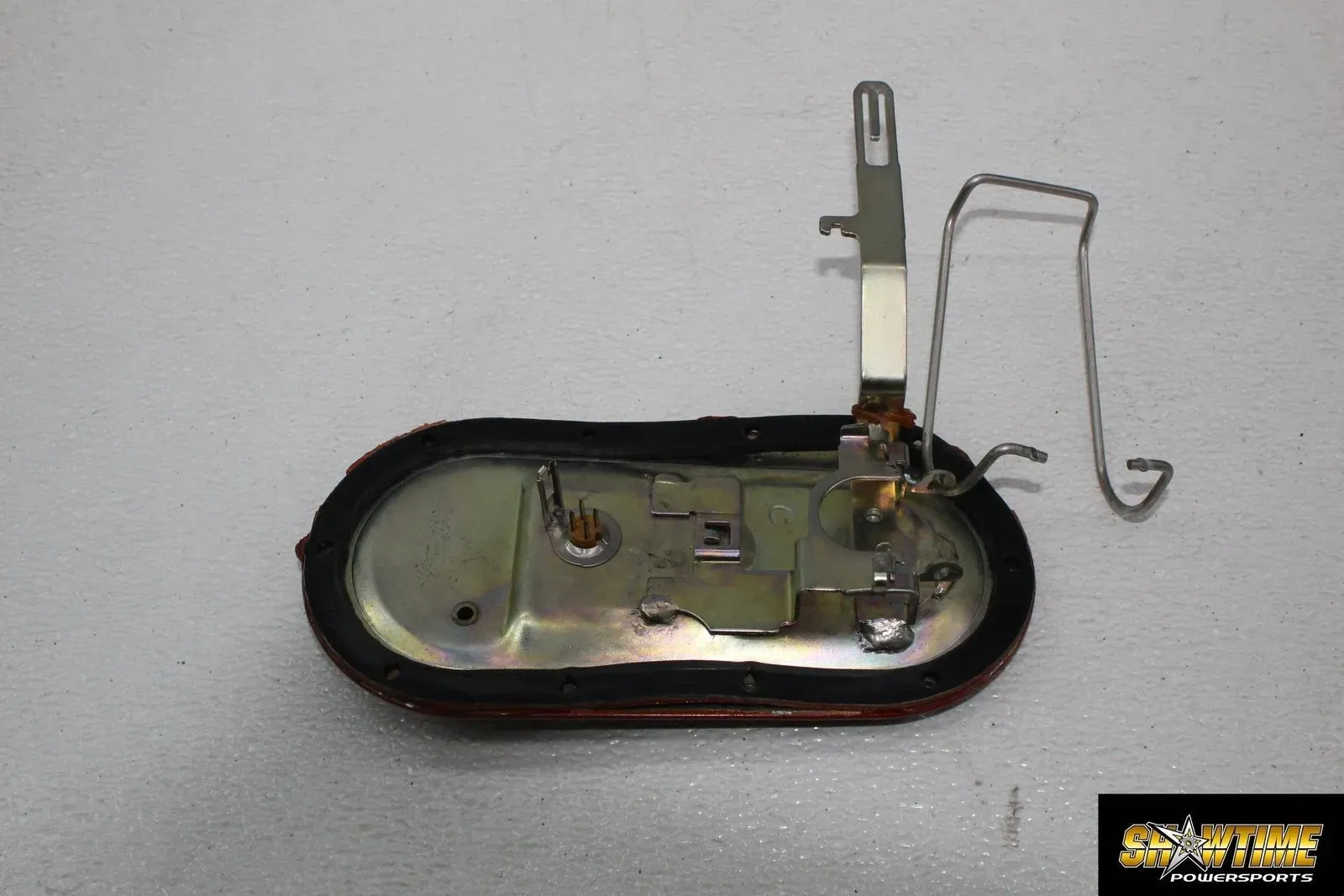 00-06 HARLEY-DAVIDSON ROAD KING CLASSIC FLHRCI FUEL GAS PUMP PLATE MOUNT